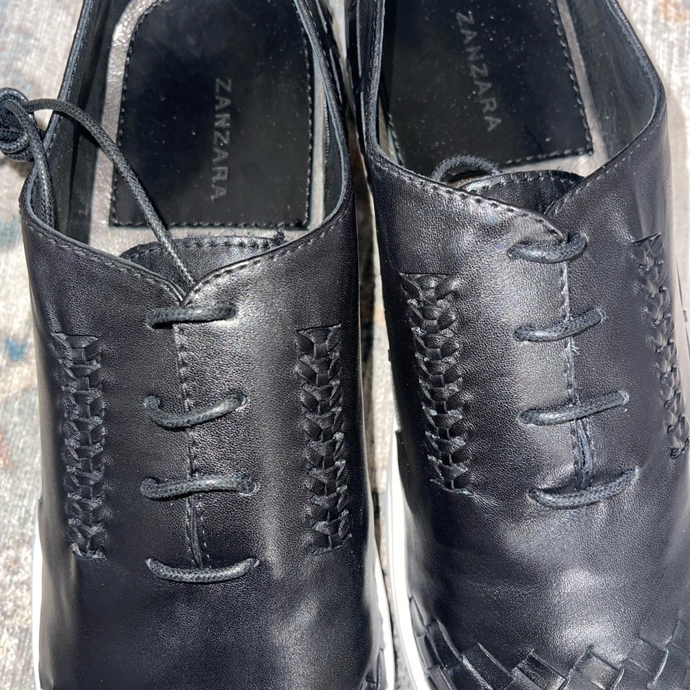 Zanzara Digital Woven Cap Toe Sneaker - Picture 7 of 9